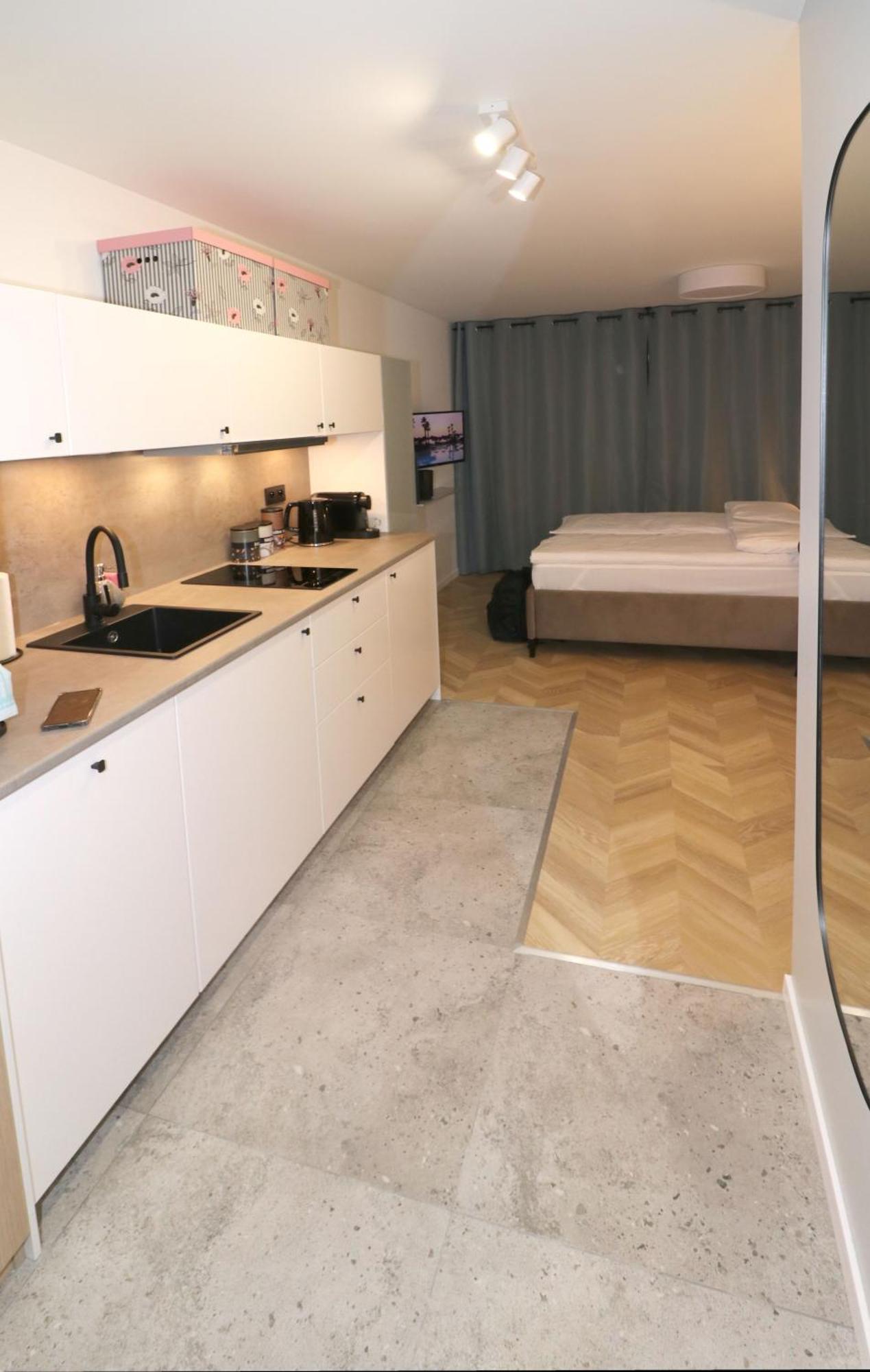 Falcon Apartment Center 4 Metro Swietokrzyska Warsaw Ngoại thất bức ảnh