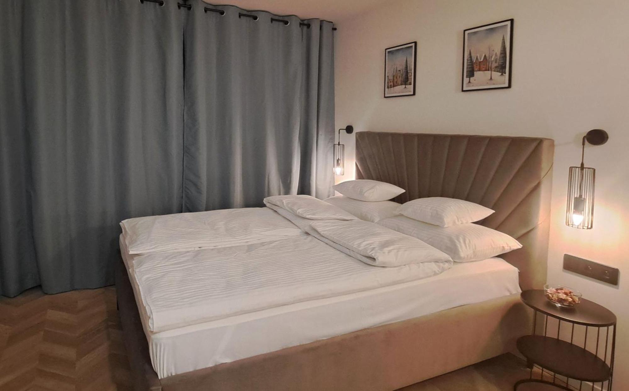 Falcon Apartment Center 4 Metro Swietokrzyska Warsaw Ngoại thất bức ảnh